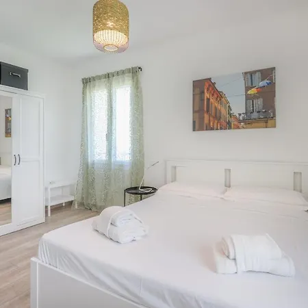 Luxury Near Ferrari Con 3 E Vista Unica Διαμέρισμα *